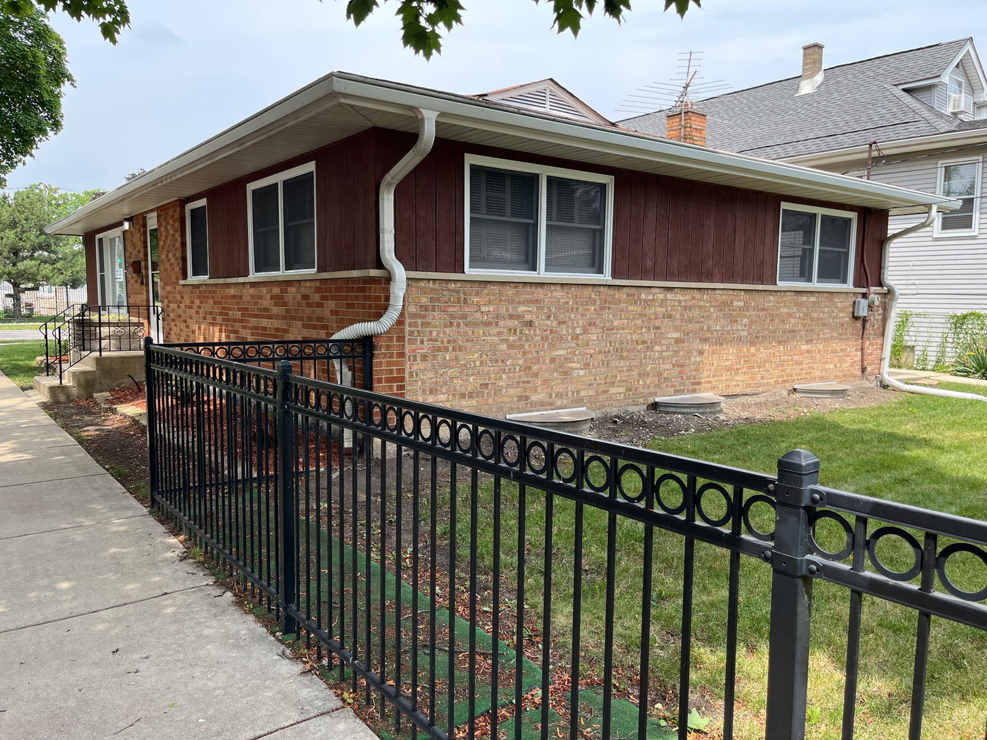 6124 W Berteau Avenue, Chicago, IL 60634