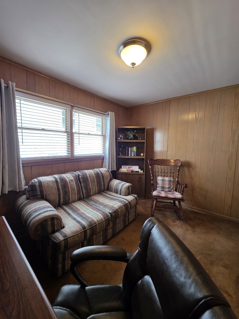 6124 W Berteau Avenue, Chicago, IL 60634