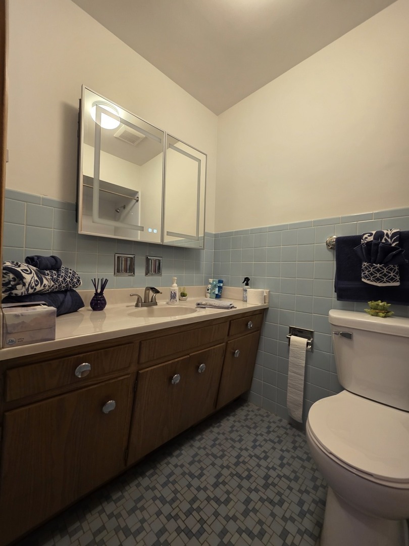 6124 W Berteau Avenue, Chicago, IL 60634