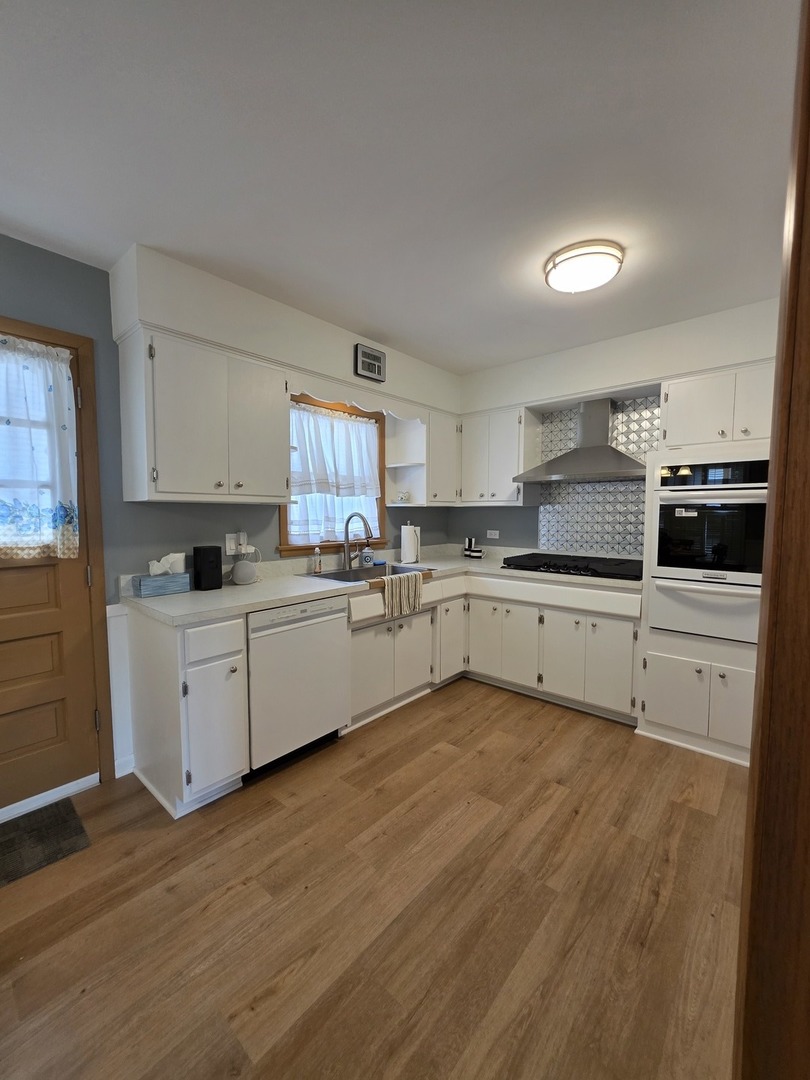 6124 W Berteau Avenue, Chicago, IL 60634
