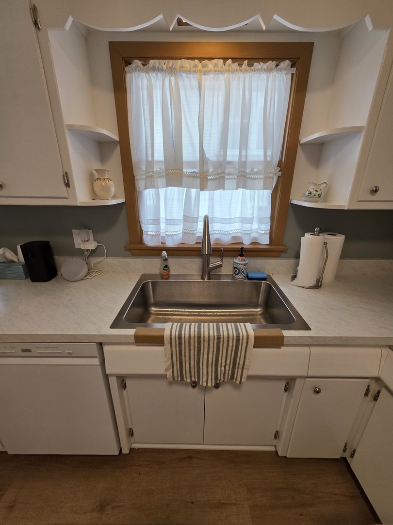 6124 W Berteau Avenue, Chicago, IL 60634