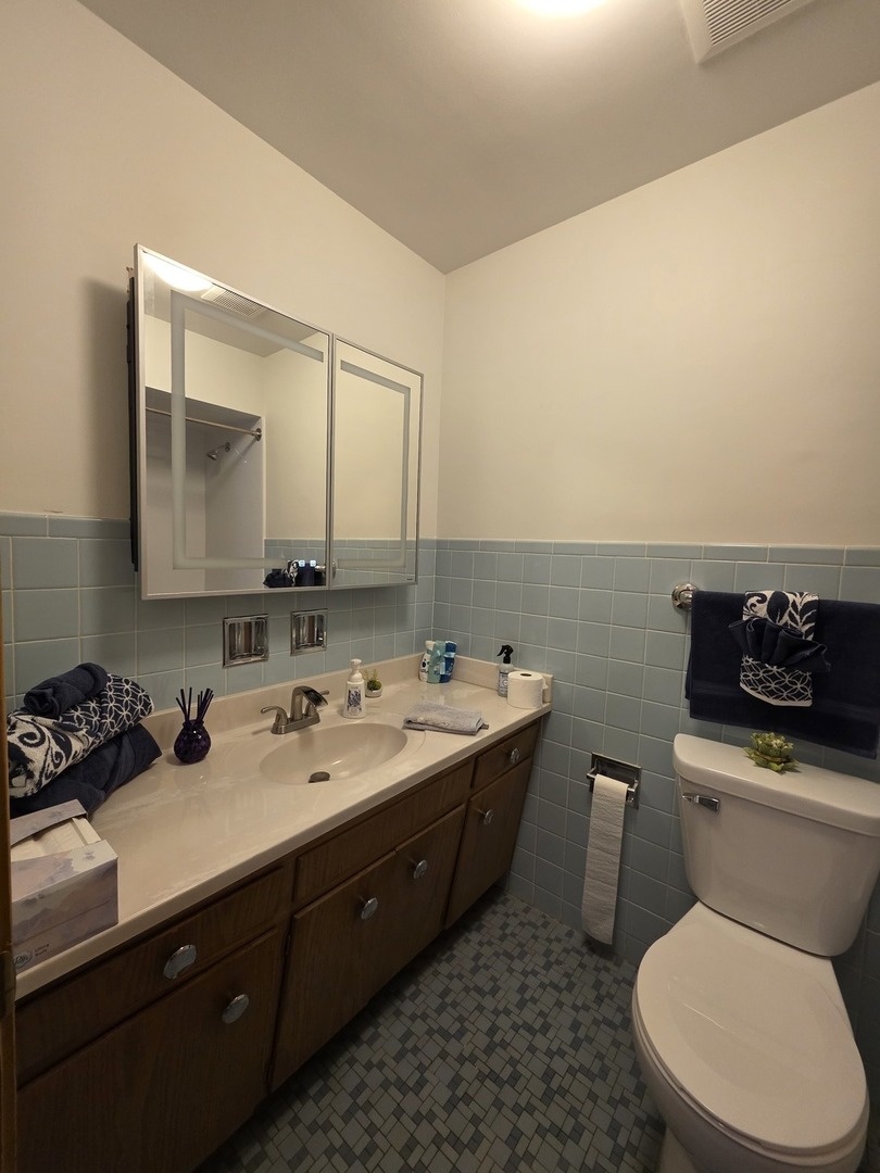 6124 W Berteau Avenue, Chicago, IL 60634