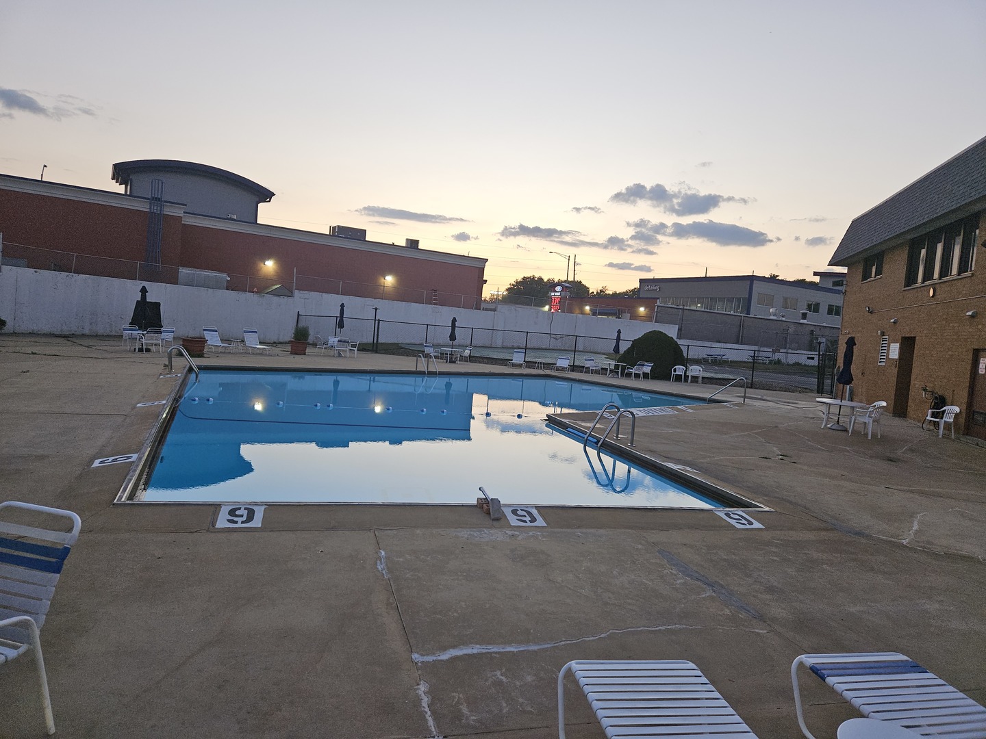 931 W Arquilla Drive #415, Glenwood, IL 60425