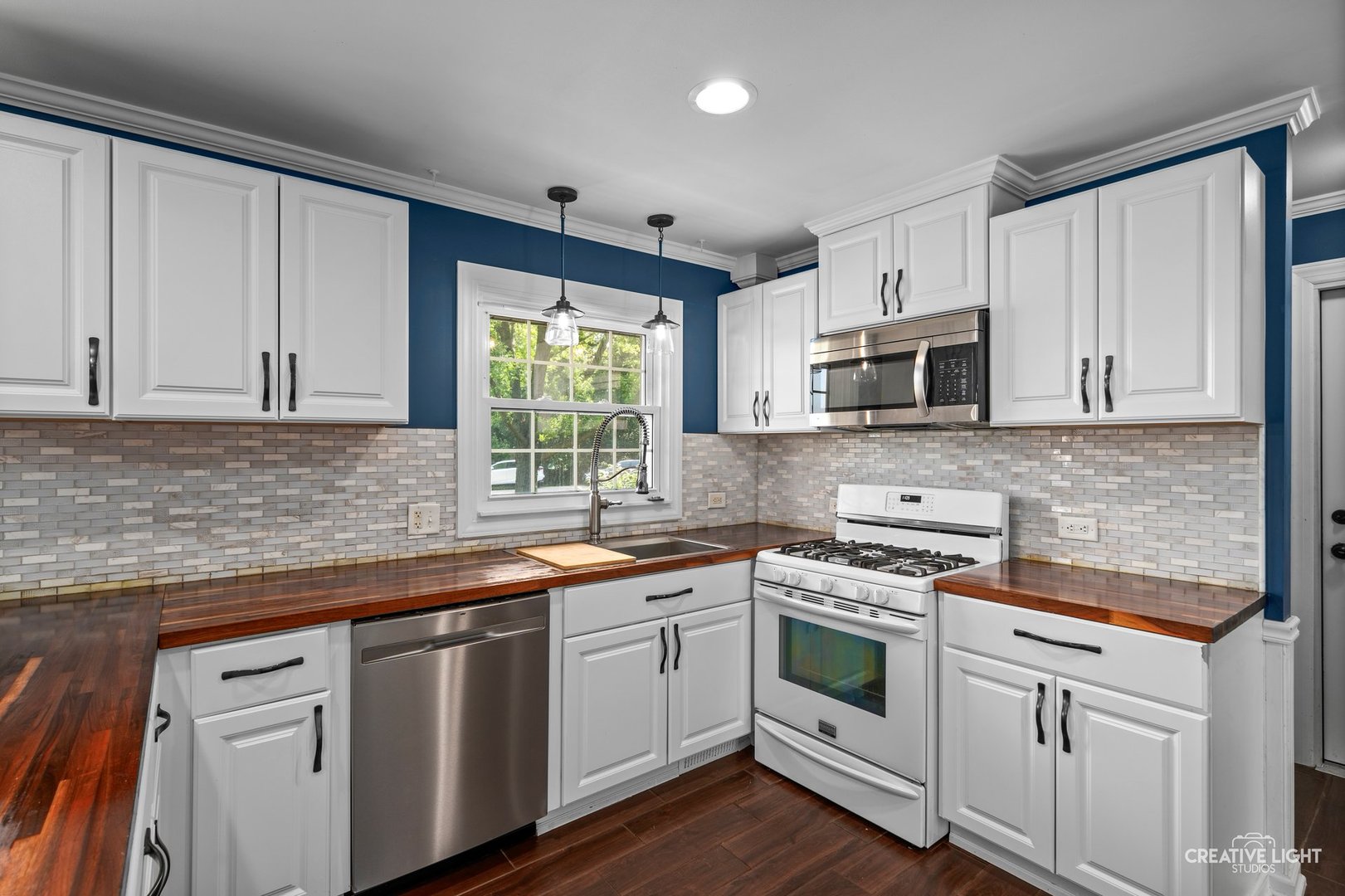 1S040 Donny Hill Road, Elburn, IL 60119