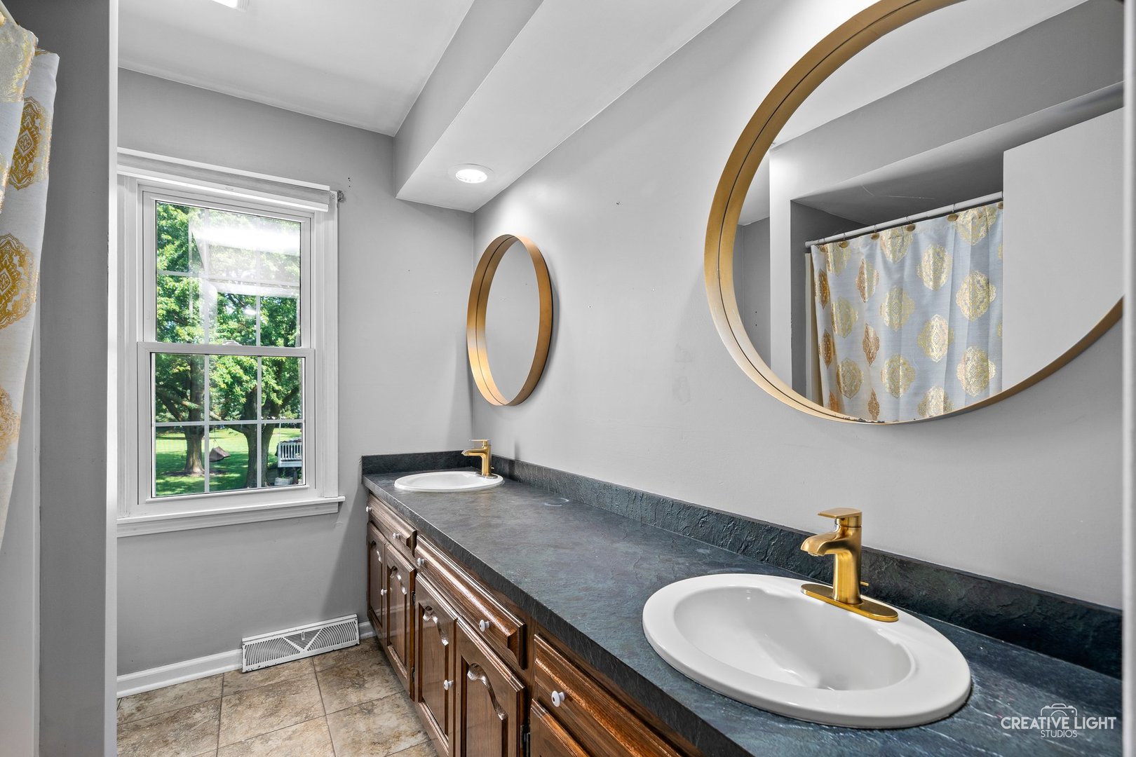 1S040 Donny Hill Road, Elburn, IL 60119
