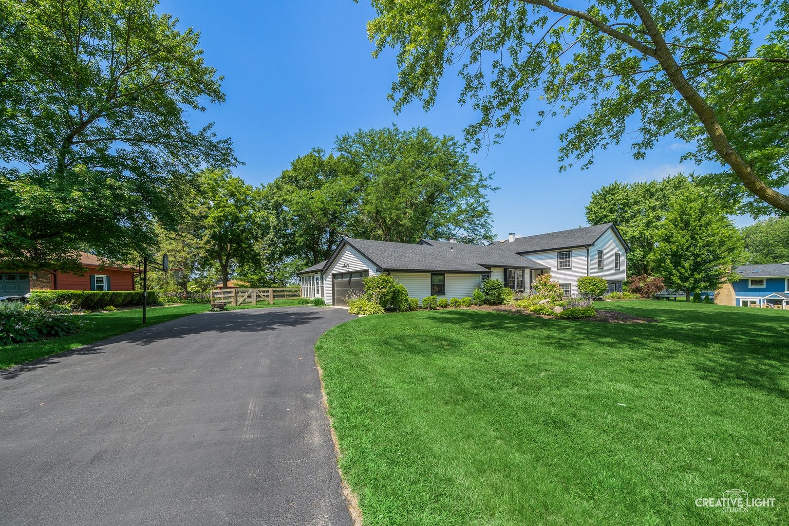 1S040 Donny Hill Road, Elburn, IL 60119