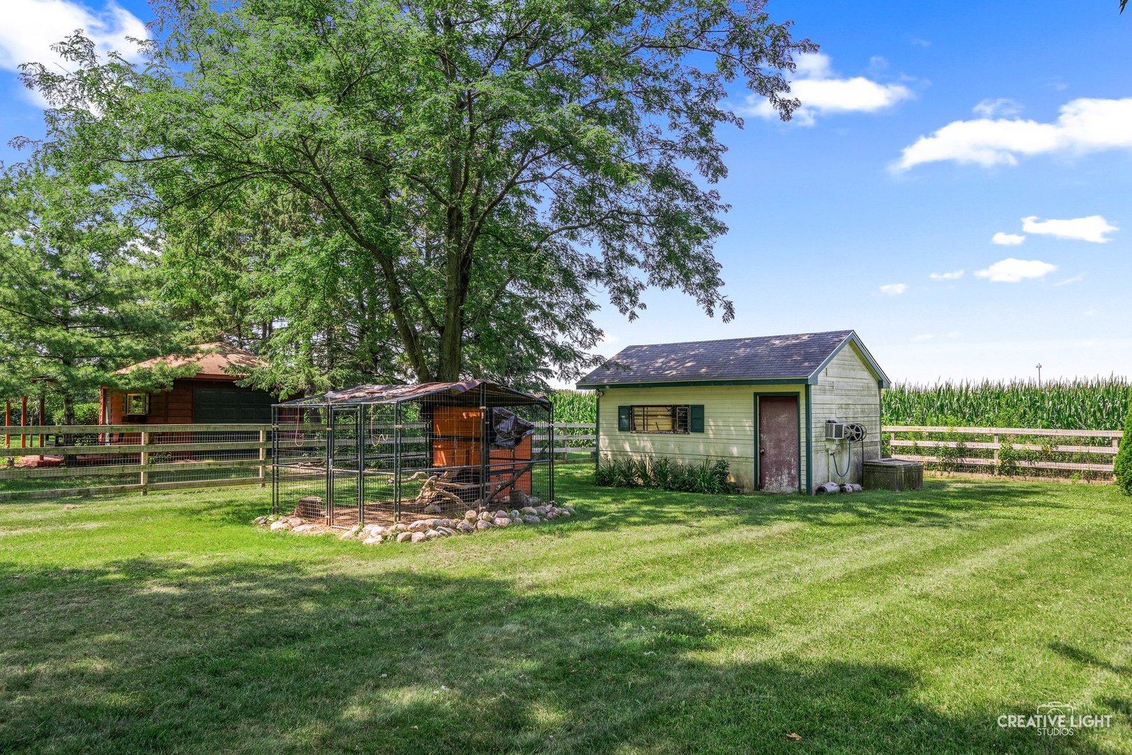 1S040 Donny Hill Road, Elburn, IL 60119