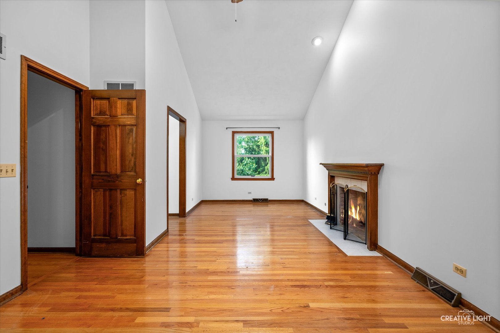35 Venetian Way, Wheaton, IL 60189