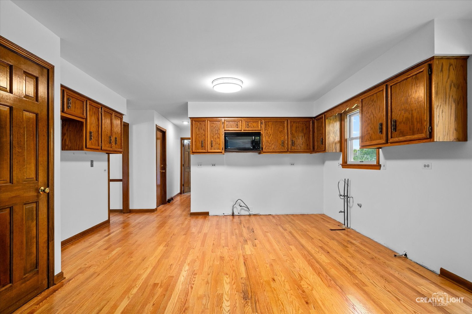 35 Venetian Way, Wheaton, IL 60189