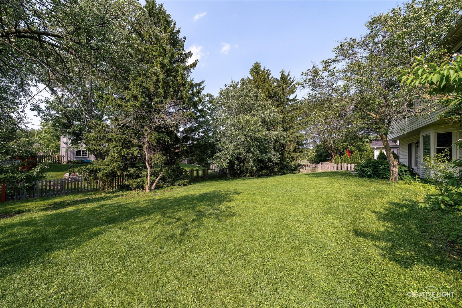 35 Venetian Way, Wheaton, IL 60189