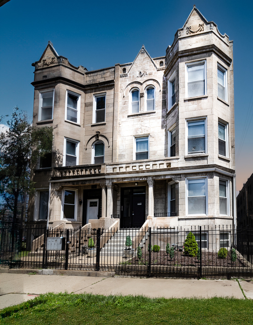 440 E 49th Street #B, Chicago, IL 60615