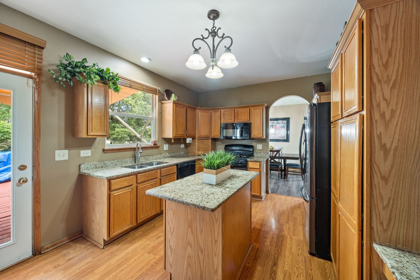 1669 Pinnacle Court, Aurora, IL 60502