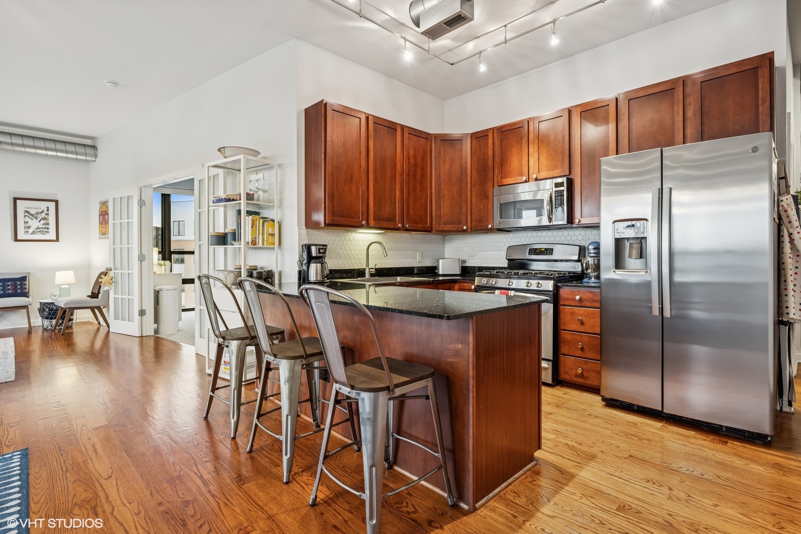 4020 N DAMEN Avenue #408, Chicago, IL 60618