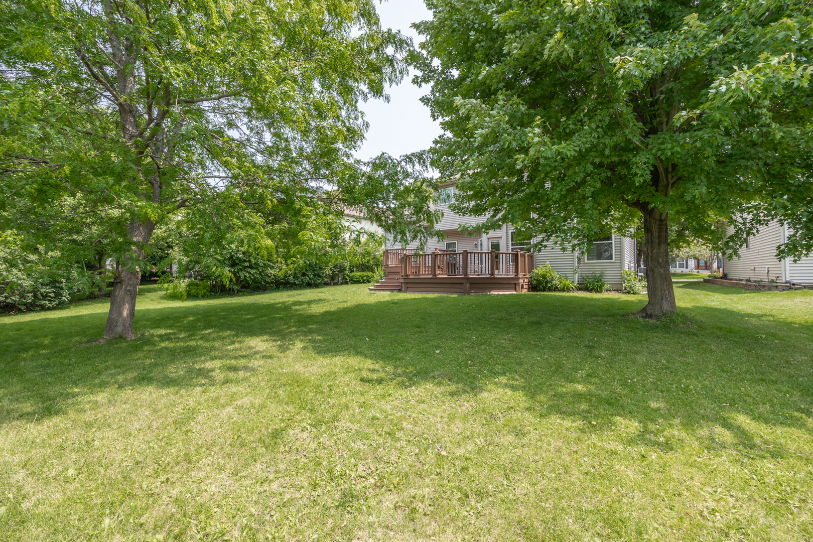 520 Carriage Way, South Elgin, IL 60177