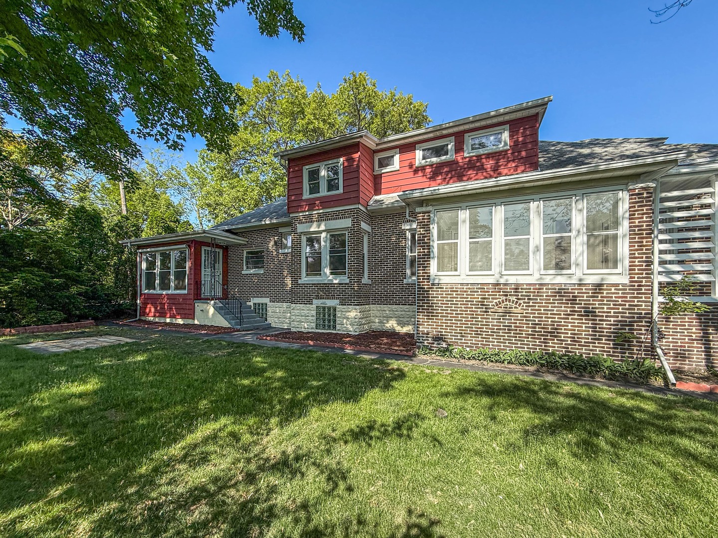 2914 Ridge Road, Lansing, IL 60438