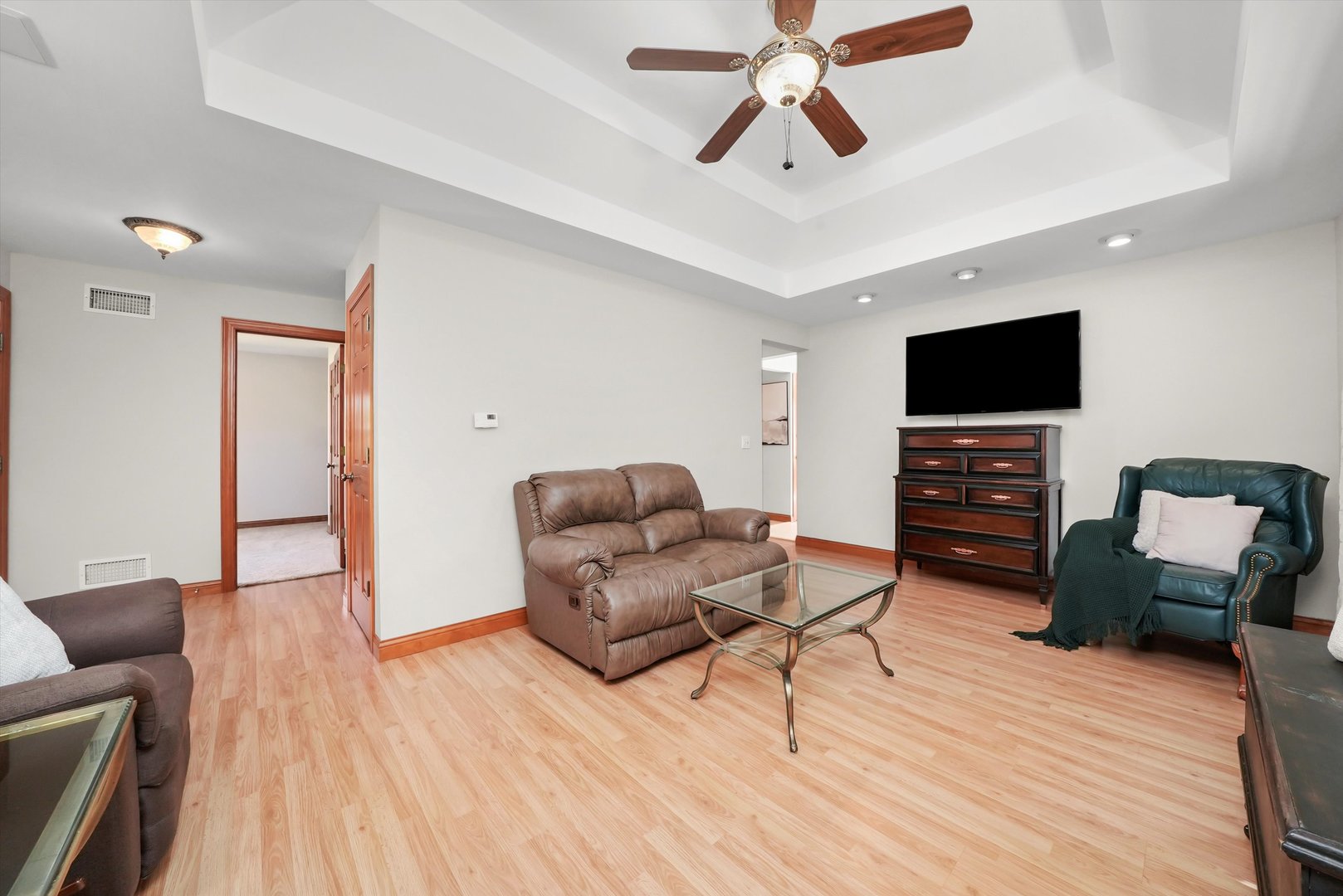 330 3rd Street, Libertyville, IL 60048