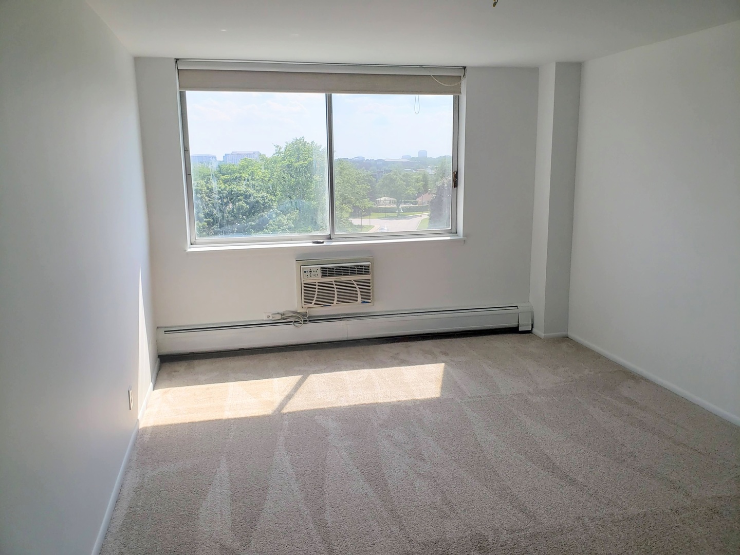 40 N TOWER Road #5B, Oak Brook, IL 60523