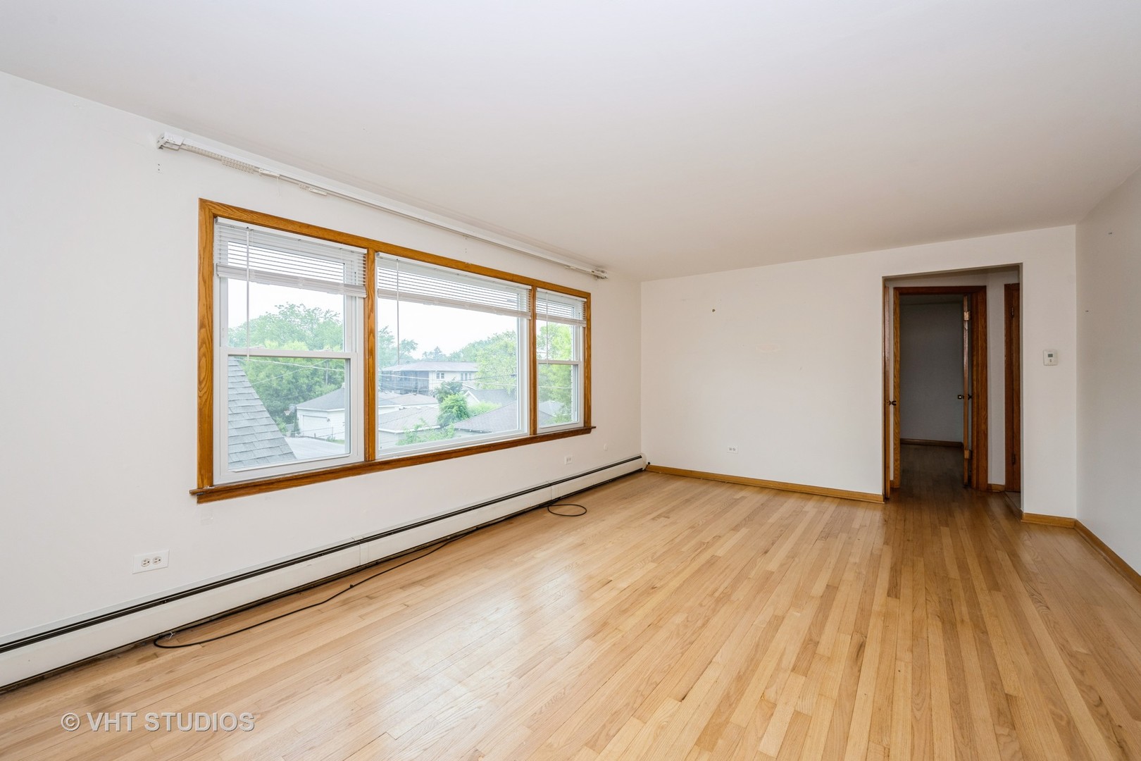 6883 N Northwest Highway #2R, Chicago, IL 60631