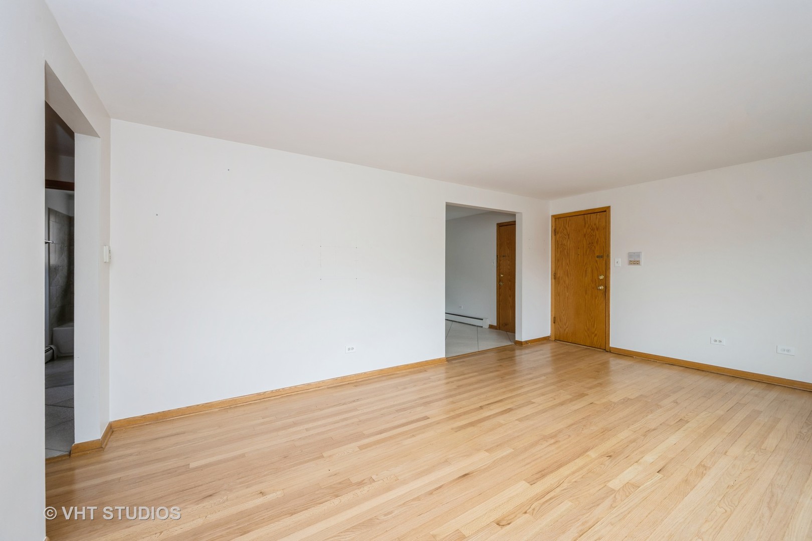 6883 N Northwest Highway #2R, Chicago, IL 60631