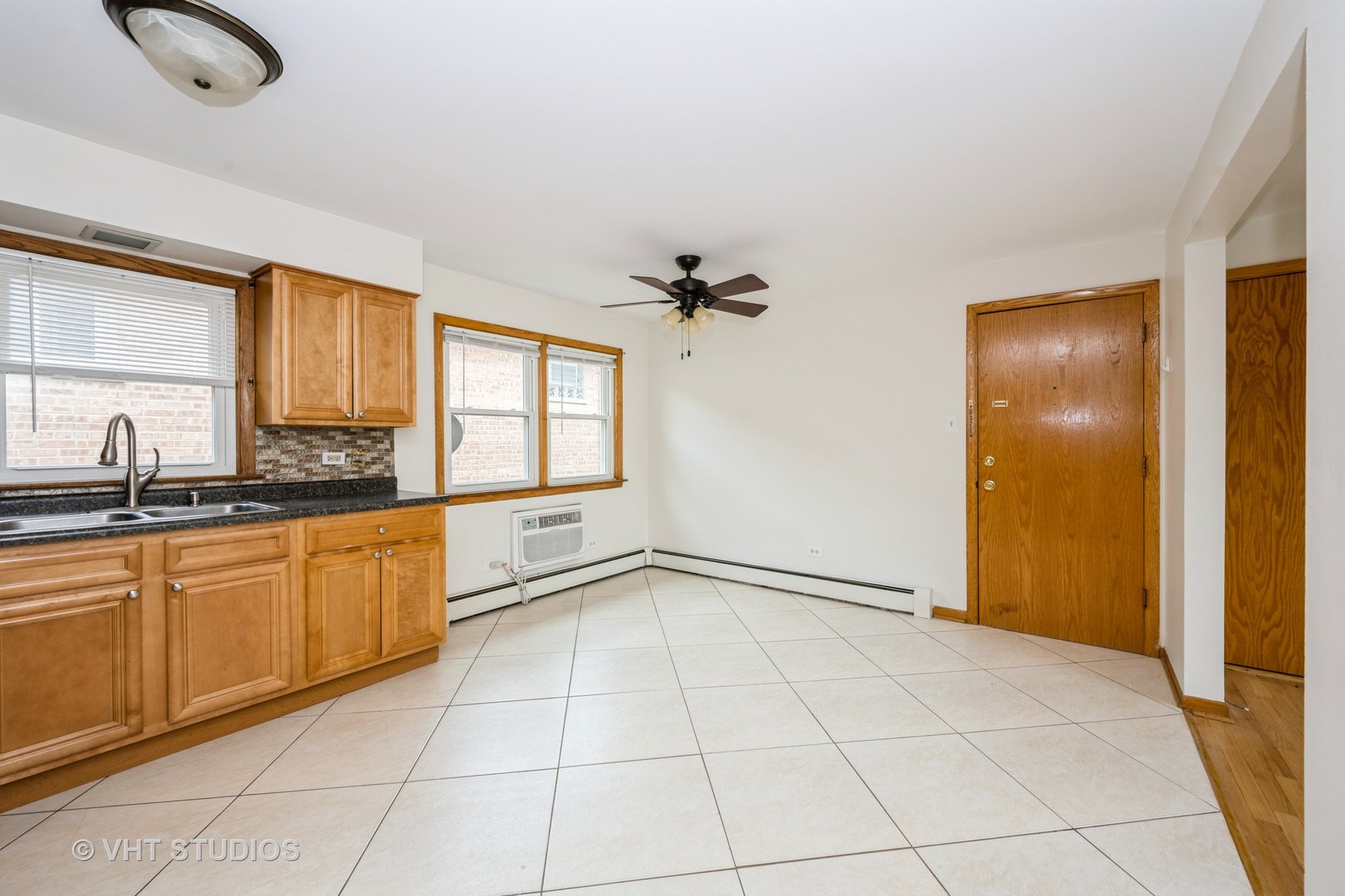 6883 N Northwest Highway #2R, Chicago, IL 60631