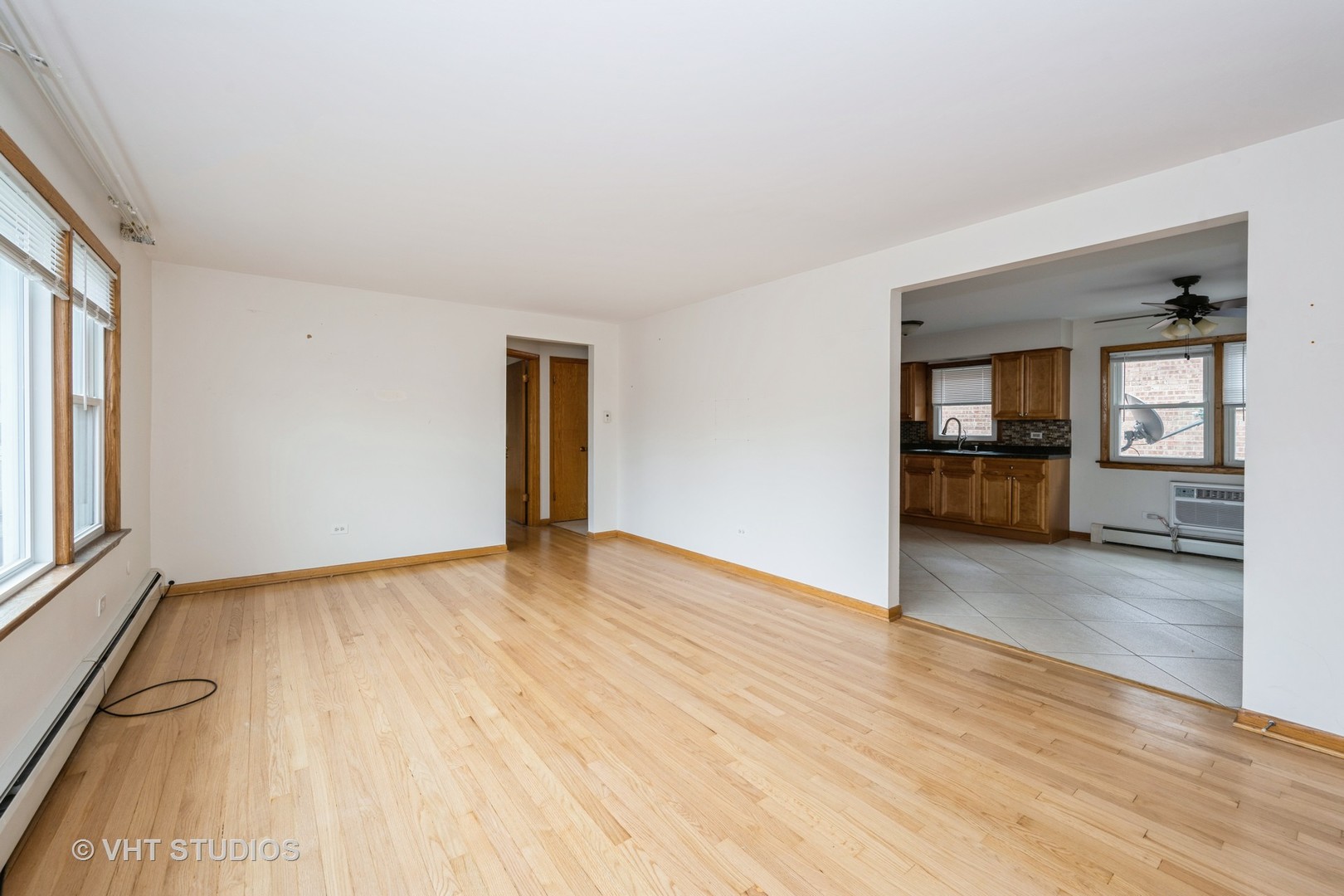 6883 N Northwest Highway #2R, Chicago, IL 60631