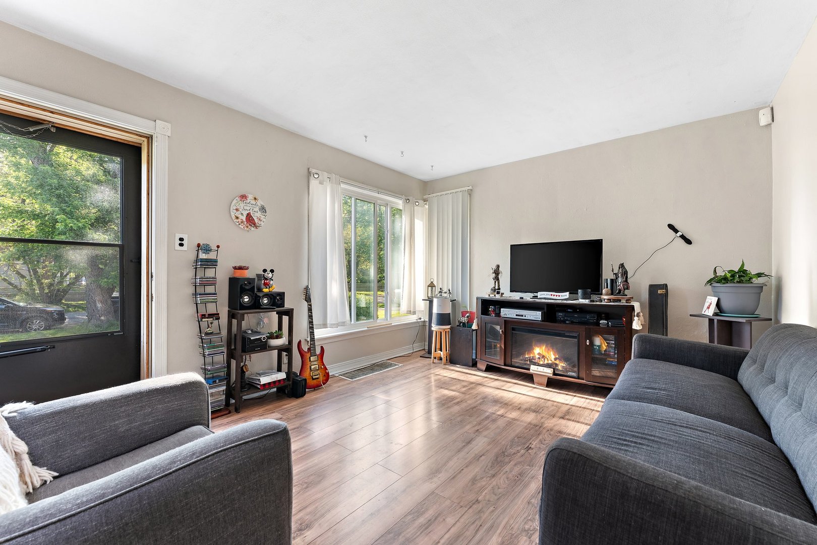 1678 State Line Road, Calumet City, IL 60409