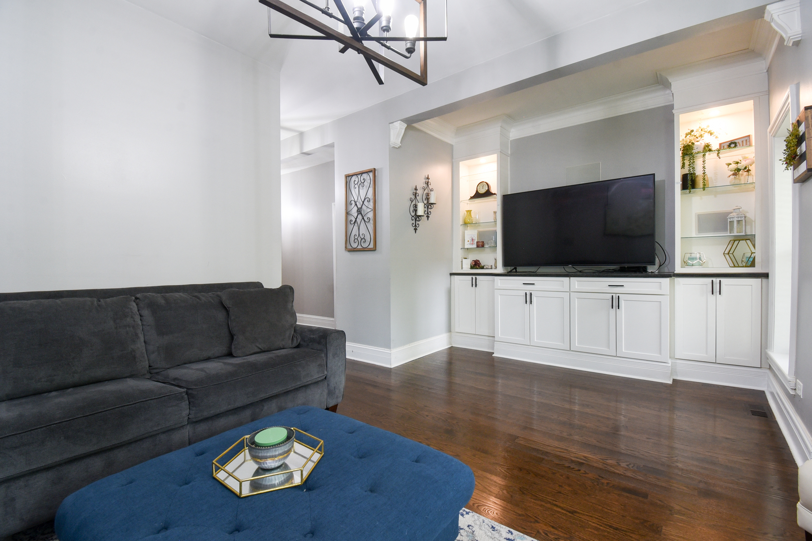 4419 N Racine Avenue #1N, Chicago, IL 60640