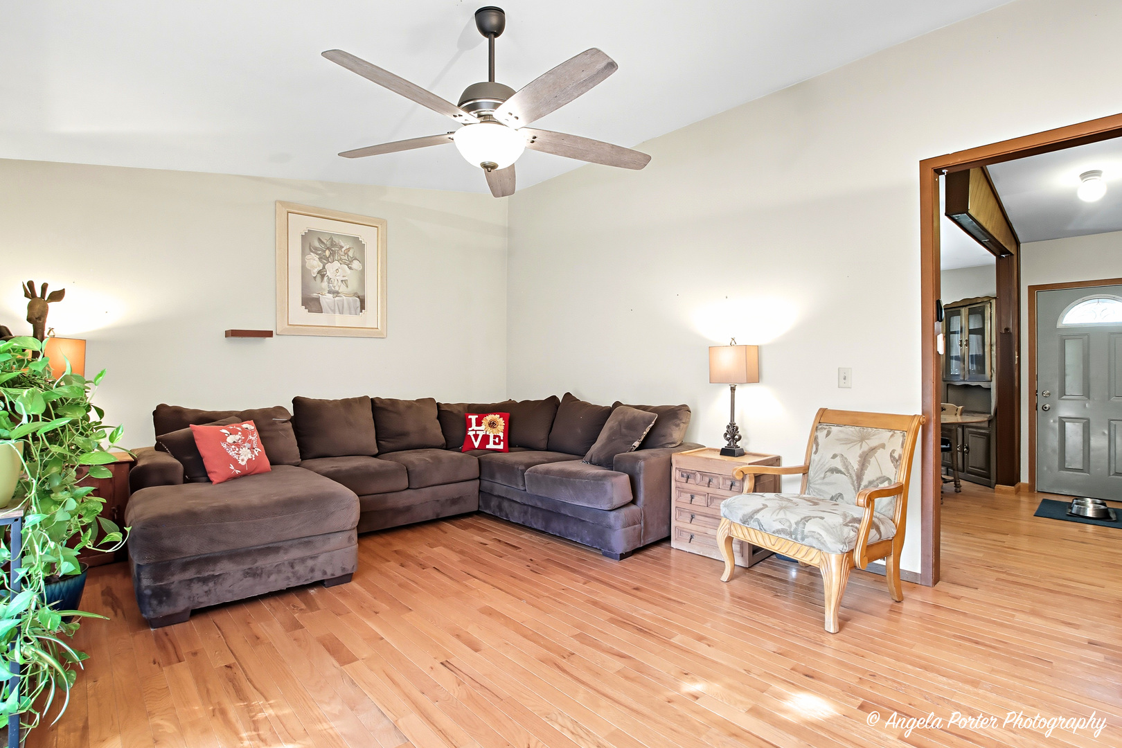 3828 EASTWAY Drive, Island Lake, IL 60042