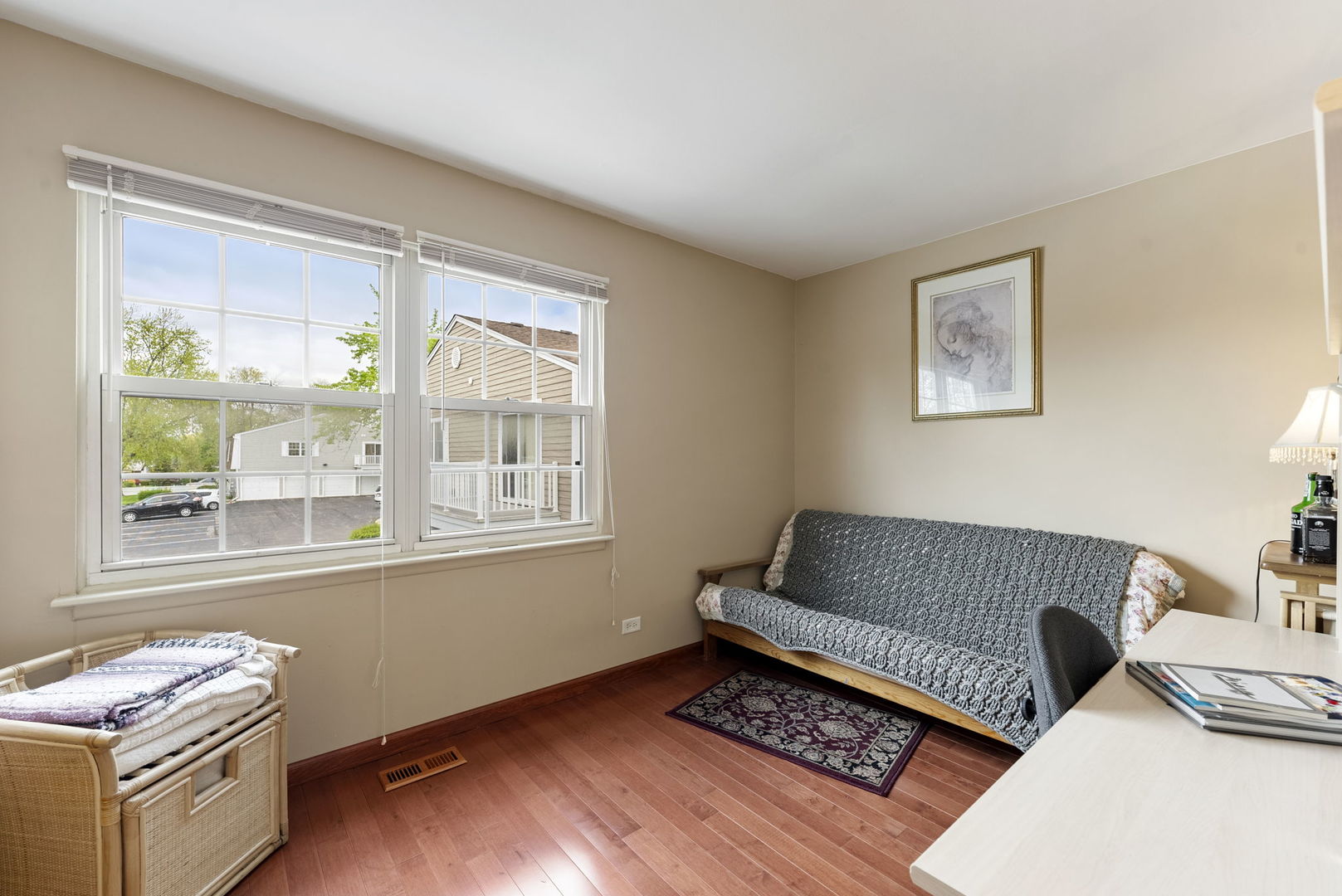 1585 Woodcutter Lane #D, Wheaton, IL 60189