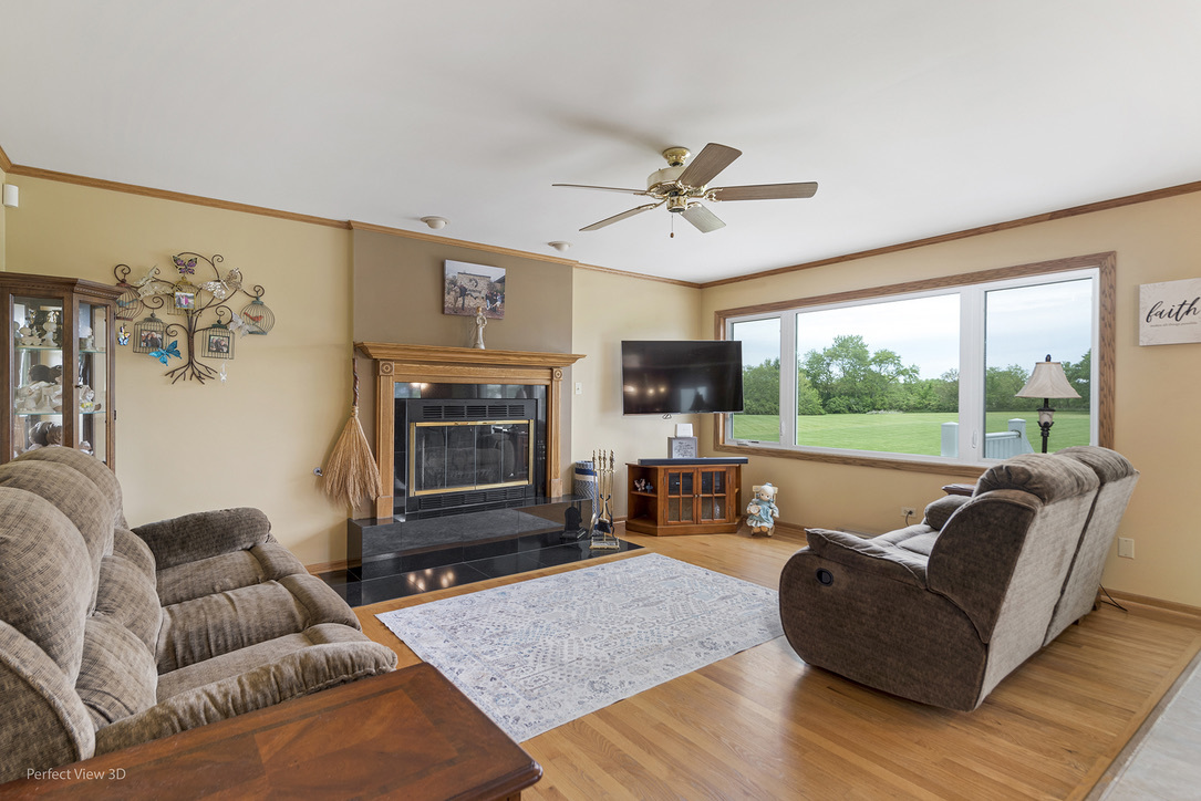 13836 W Joliet Road, Manhattan, IL 60442