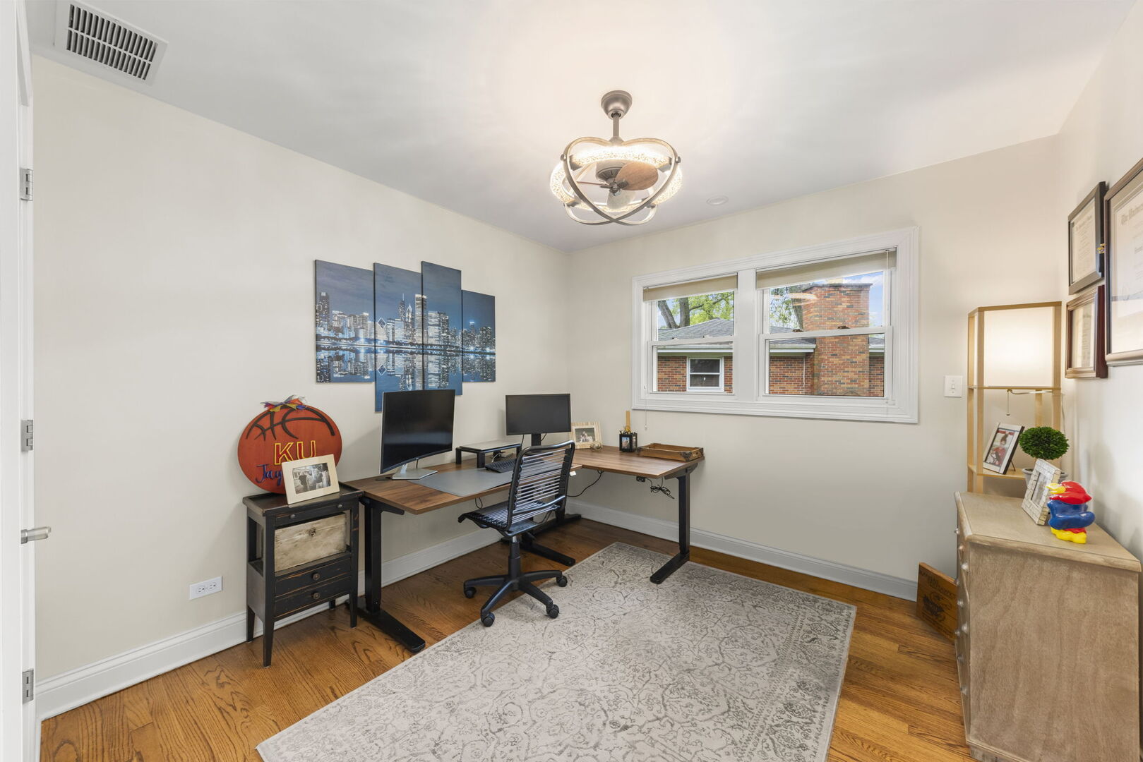 581 SUMMERDALE Avenue, Glen Ellyn, IL 60137