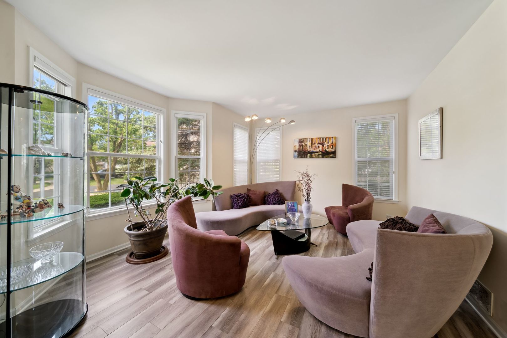 2205 Miramar Court, Buffalo Grove, IL 60089