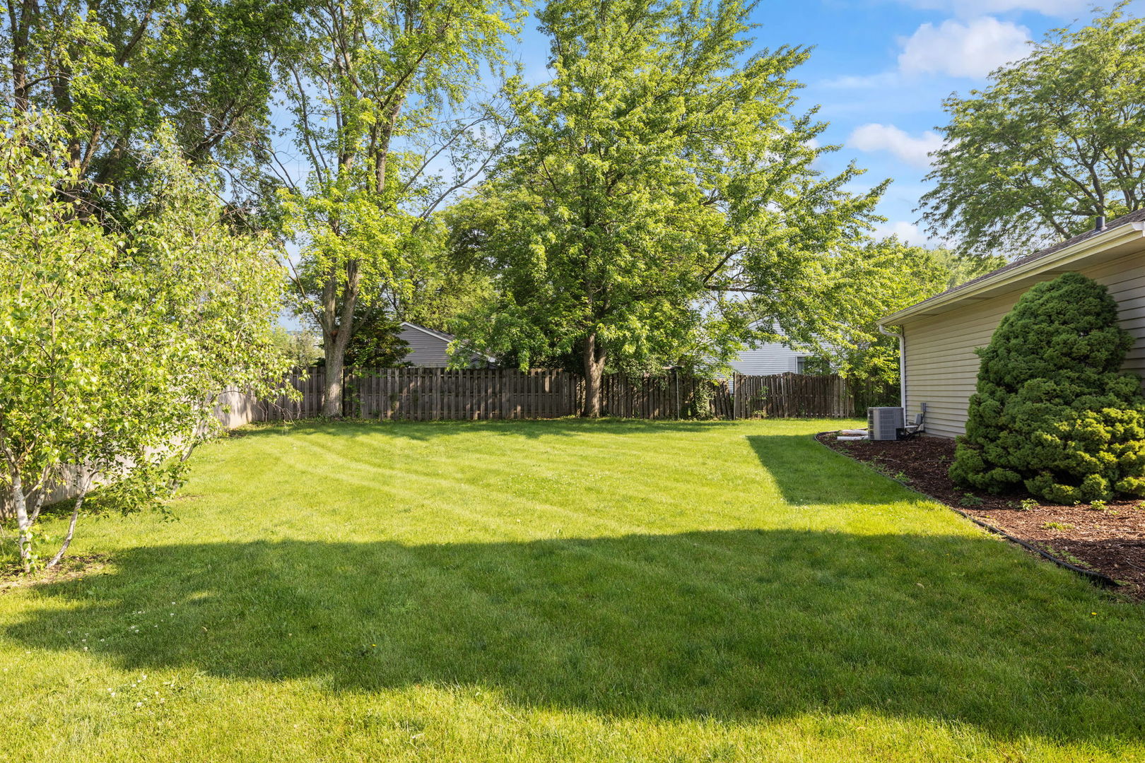 400 Bayview Avenue, Naperville, IL 60565