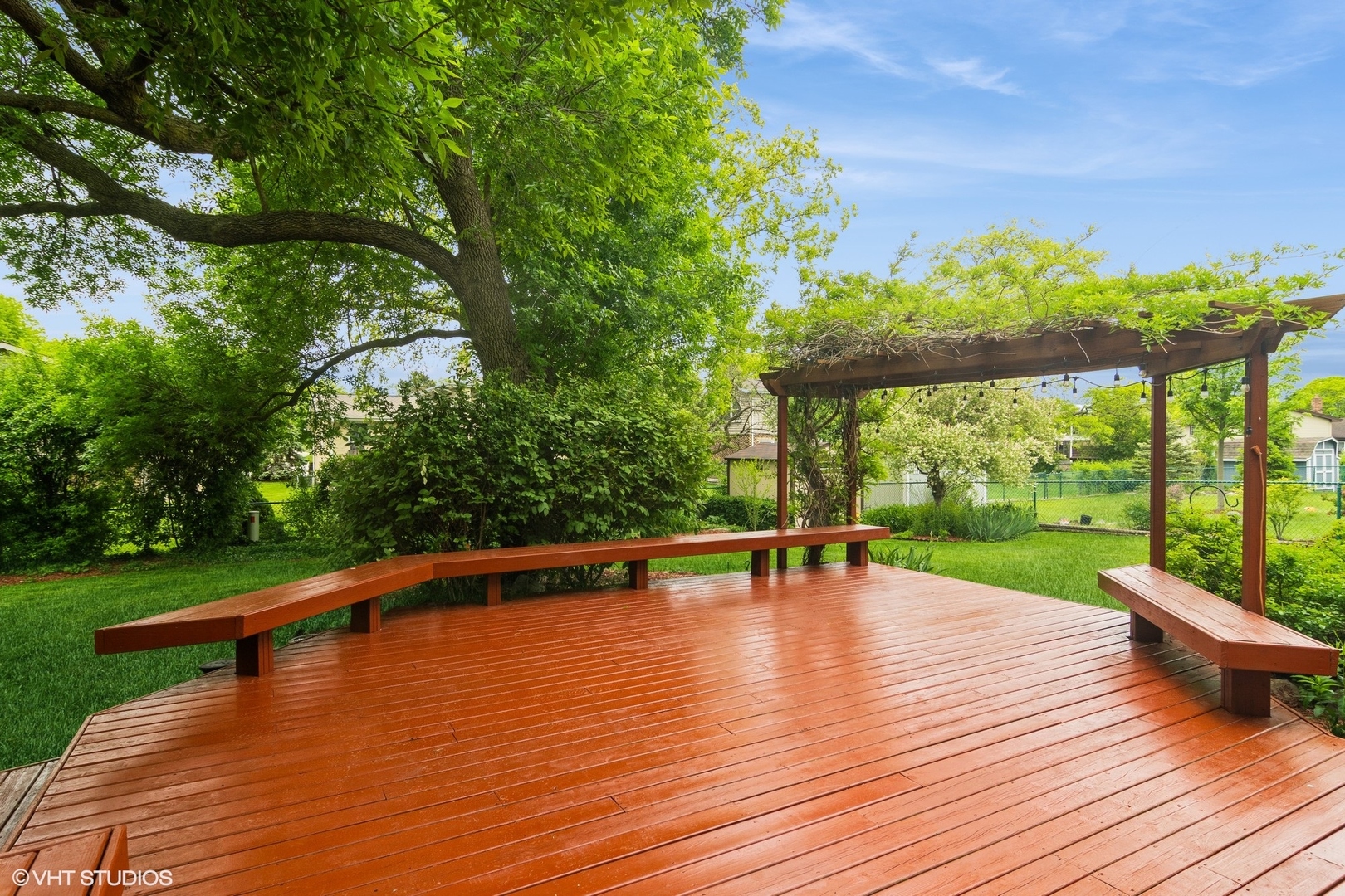 1921 E Peachtree Lane, Arlington Heights, IL 60004