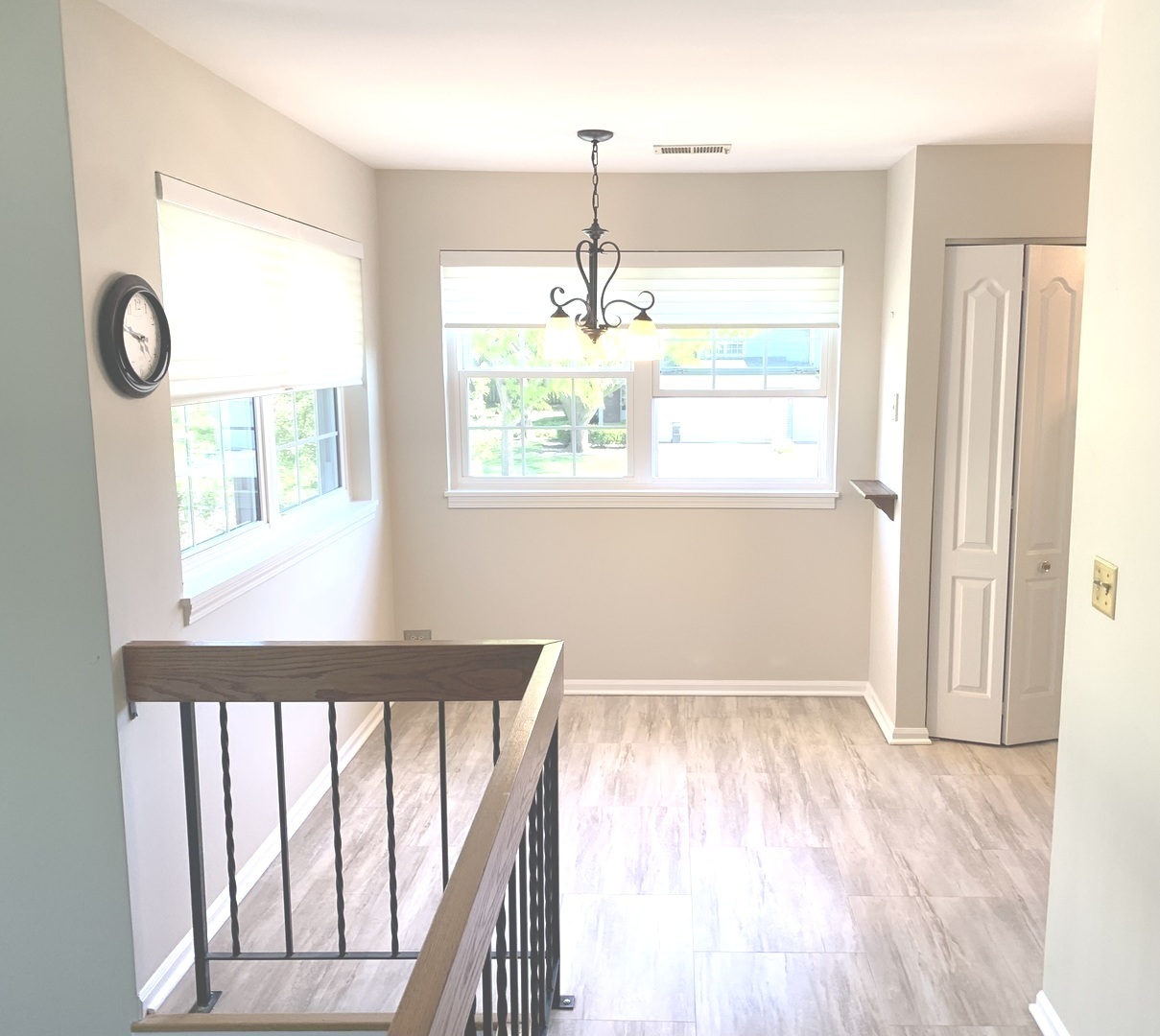 1422 W Orchard Place #B, Arlington Heights, IL 60005