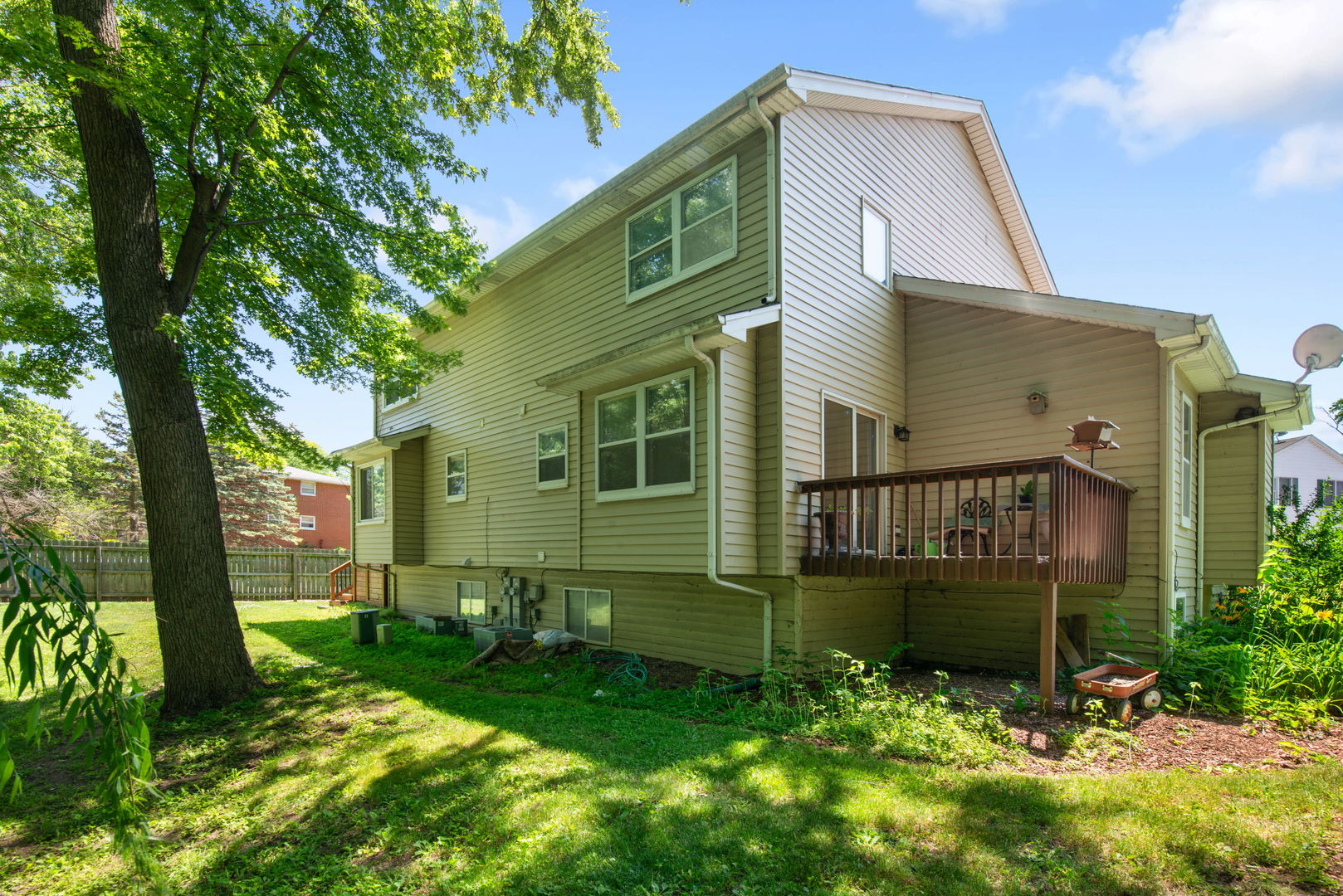 343 S GILBERT Street, South Elgin, IL 60177