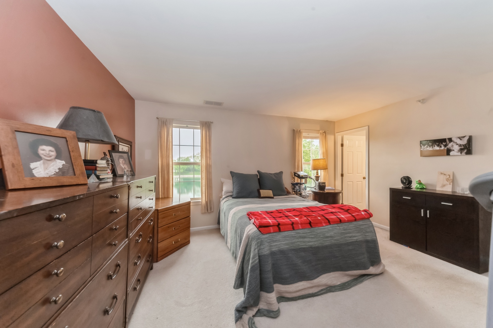 1431 Orleans Drive, Mundelein, IL 60060