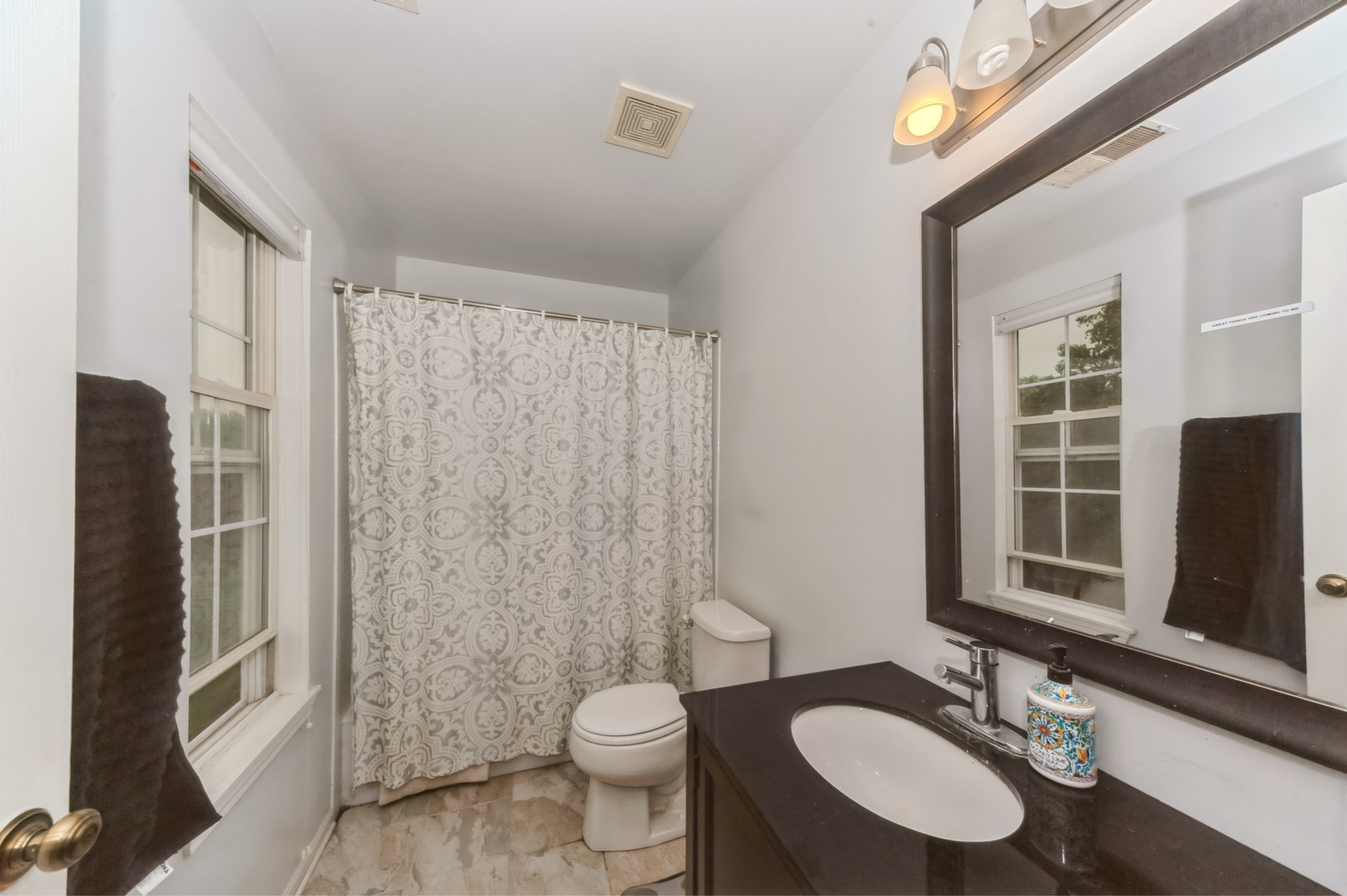1431 Orleans Drive, Mundelein, IL 60060