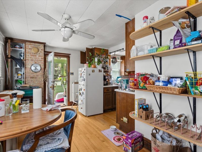 7421 Washington Street, Forest Park, IL 60130