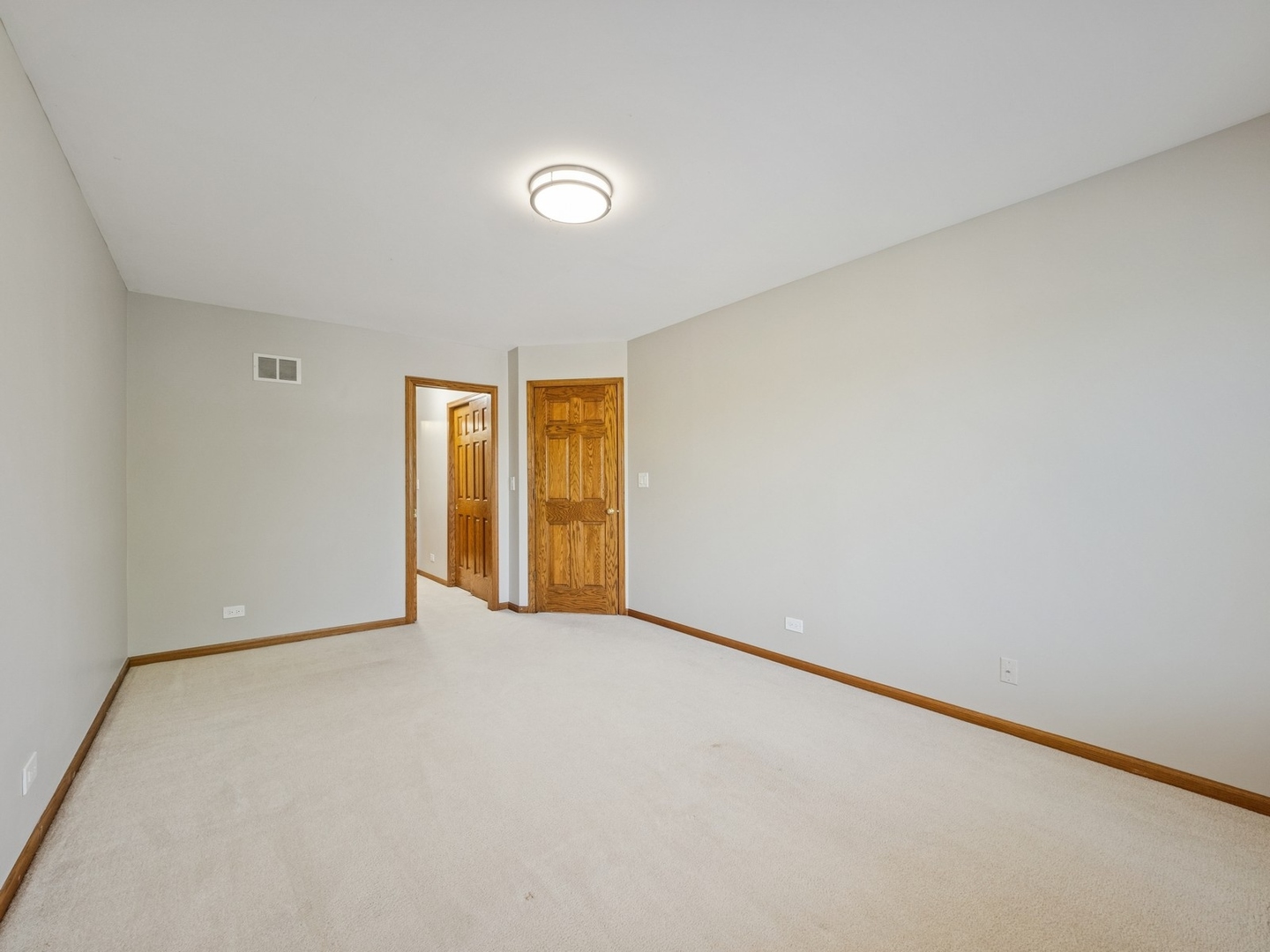 1134 S Hiddenbrook Trail, Palatine, IL 60067