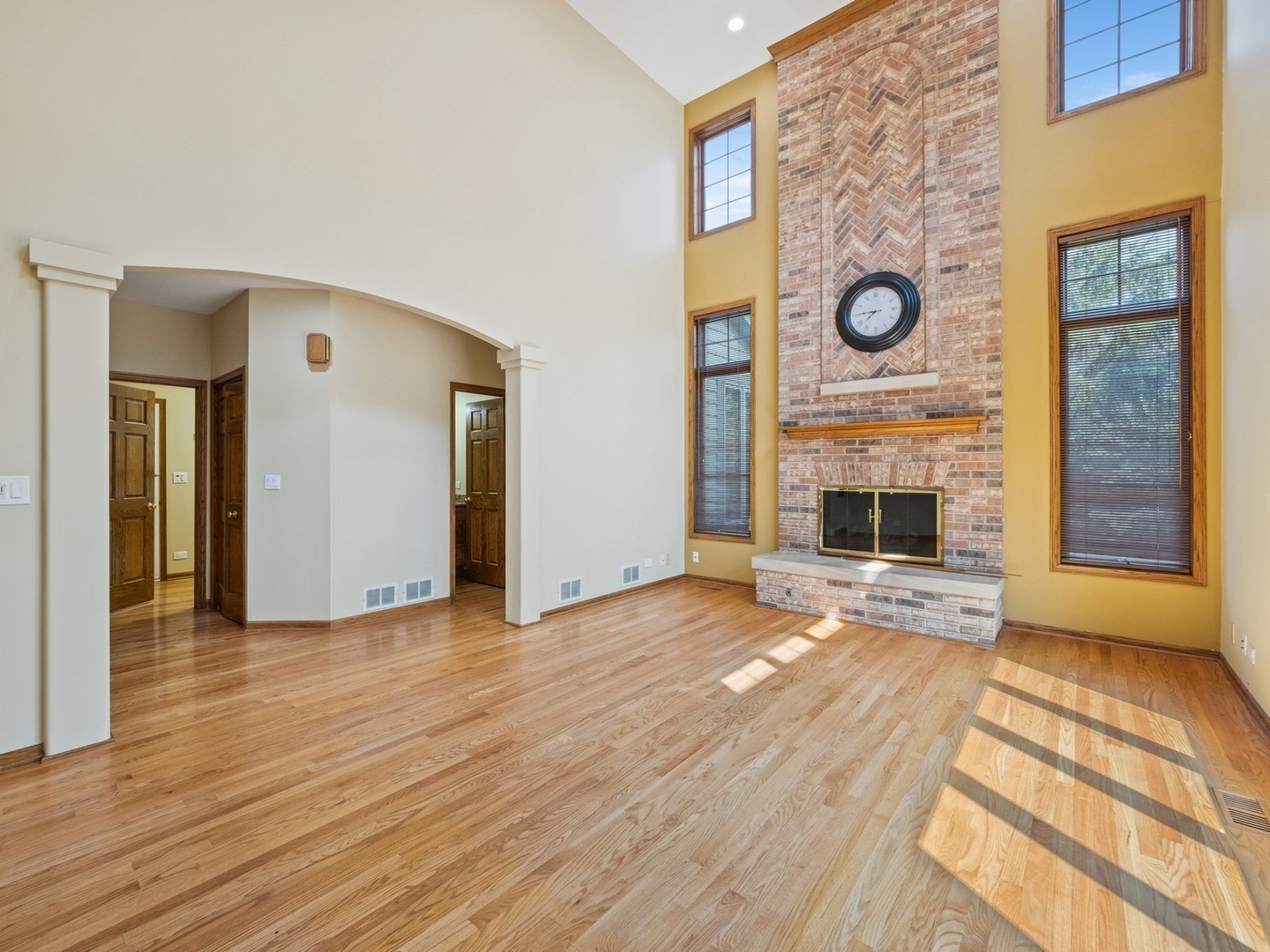 1134 S Hiddenbrook Trail, Palatine, IL 60067