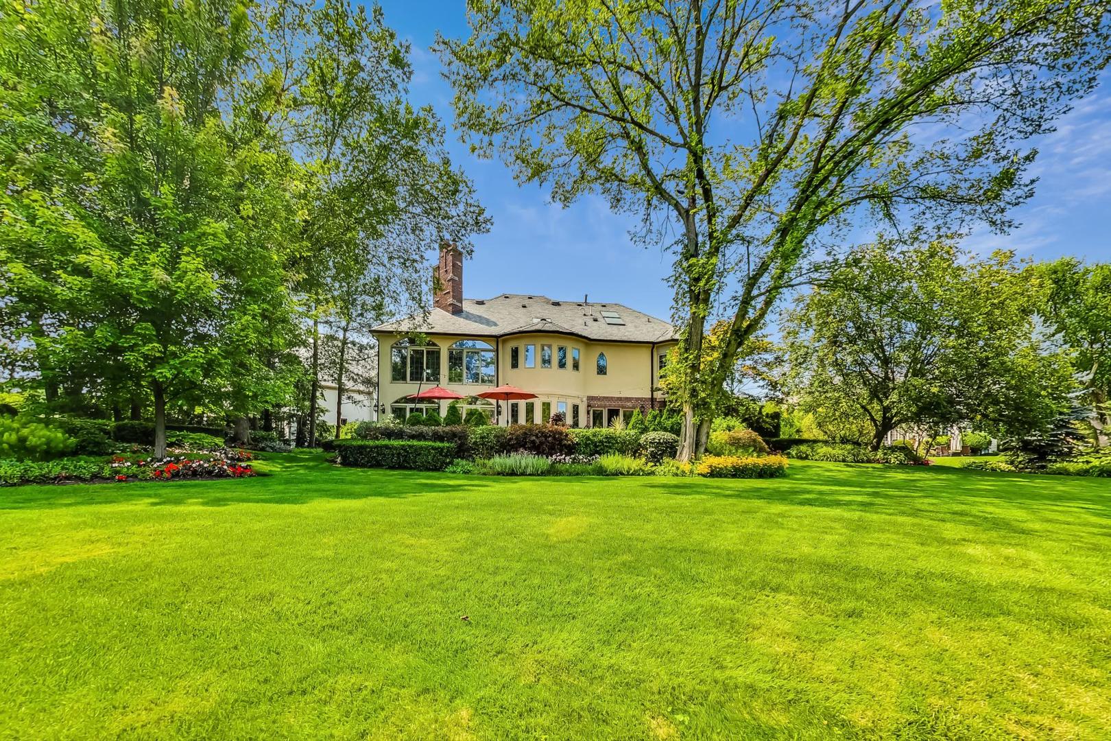 6256 Wildwood Lane, Burr Ridge, IL 60527