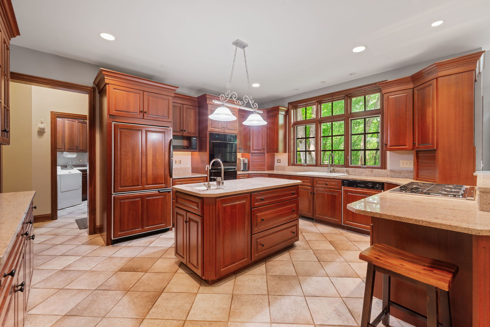 38W250 Burr Road Lane, St. Charles, IL 60175