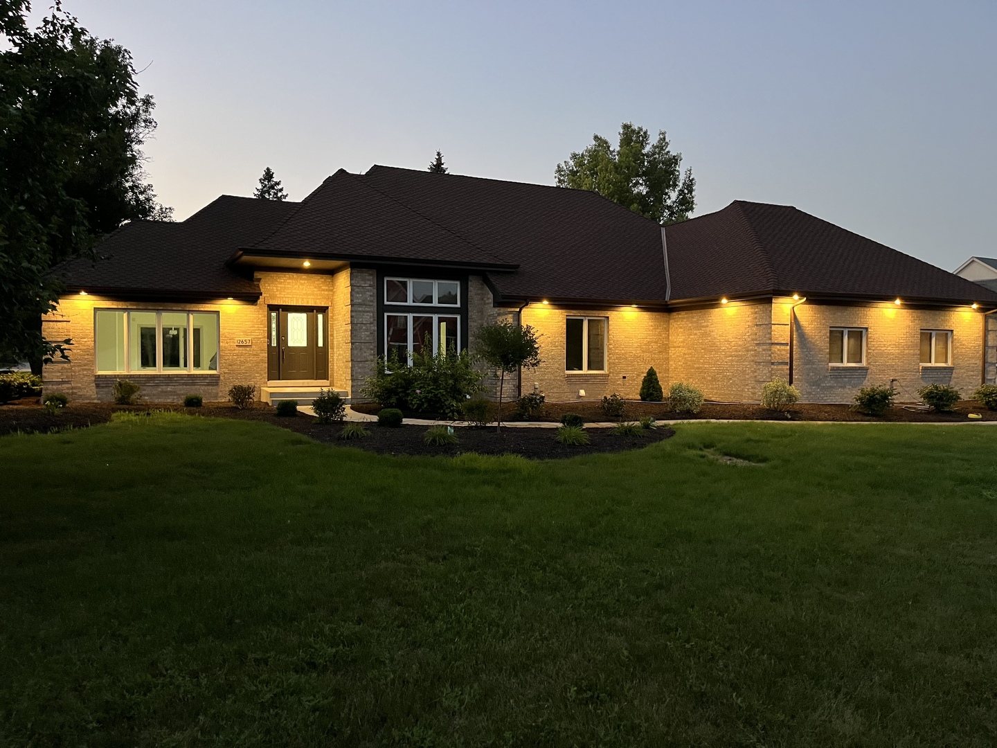 12657 Lake View Drive, Orland Park, IL 60467