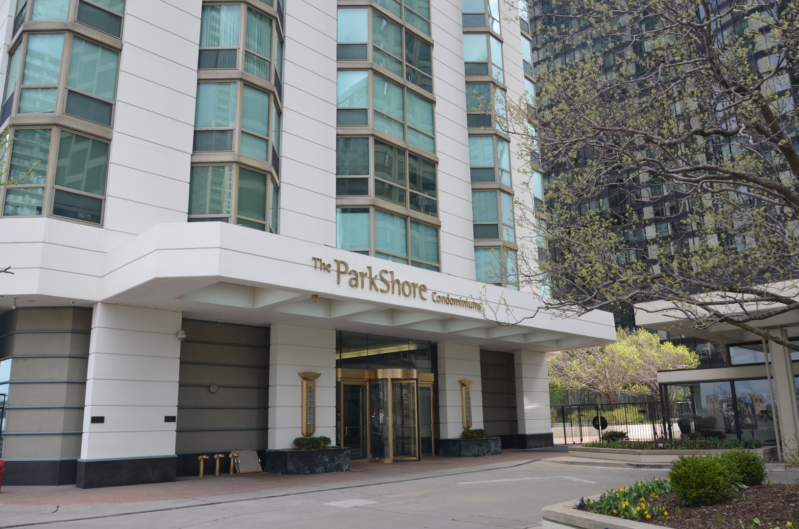 195 N Harbor Drive #1807, Chicago, IL 60601
