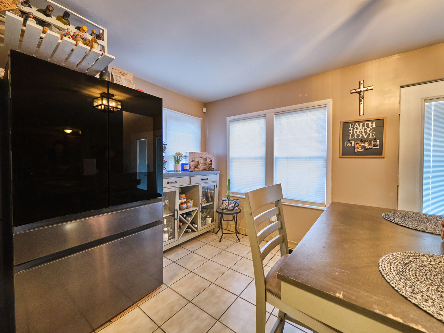 7314 W 58th Street, Summit, IL 60501