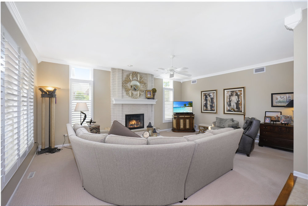 1537 Monarch Circle, Naperville, IL 60564