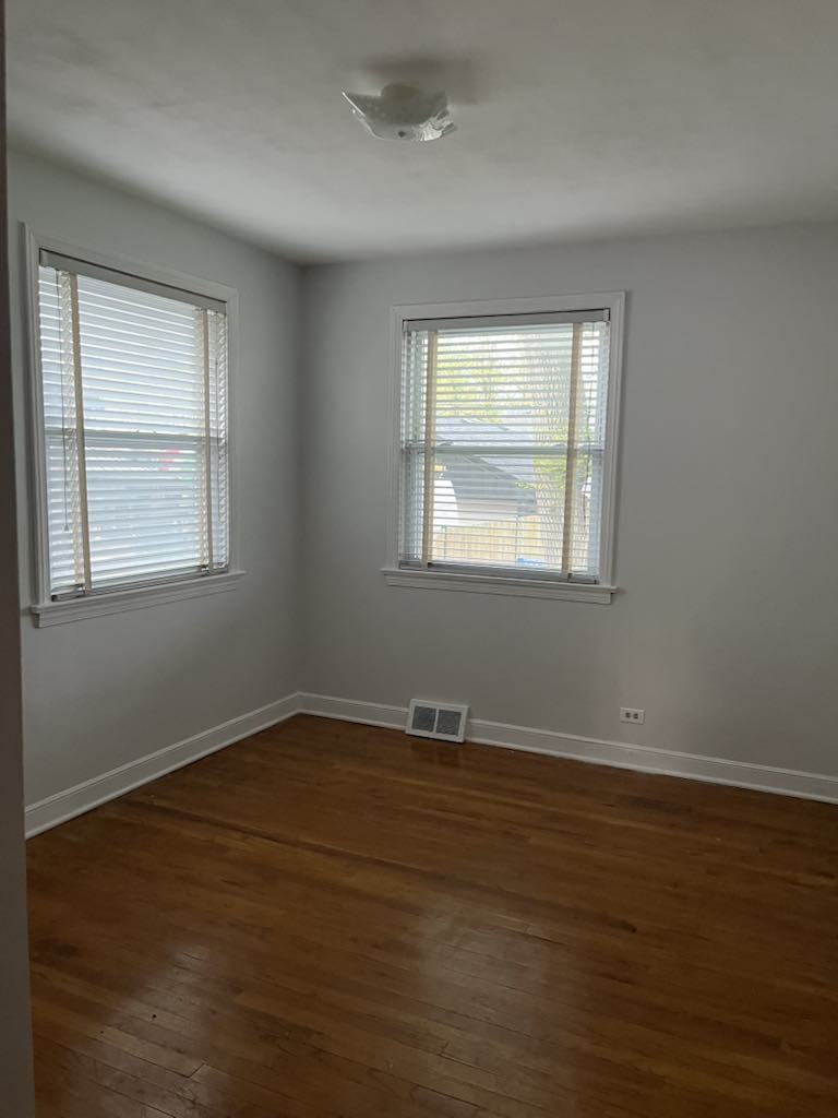 2517 S 4th Avenue, North Riverside, IL 60546