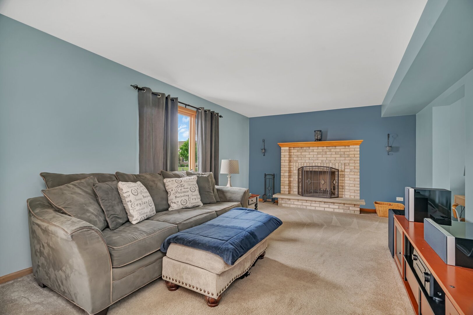 601 High Grove Drive, Minooka, IL 60447