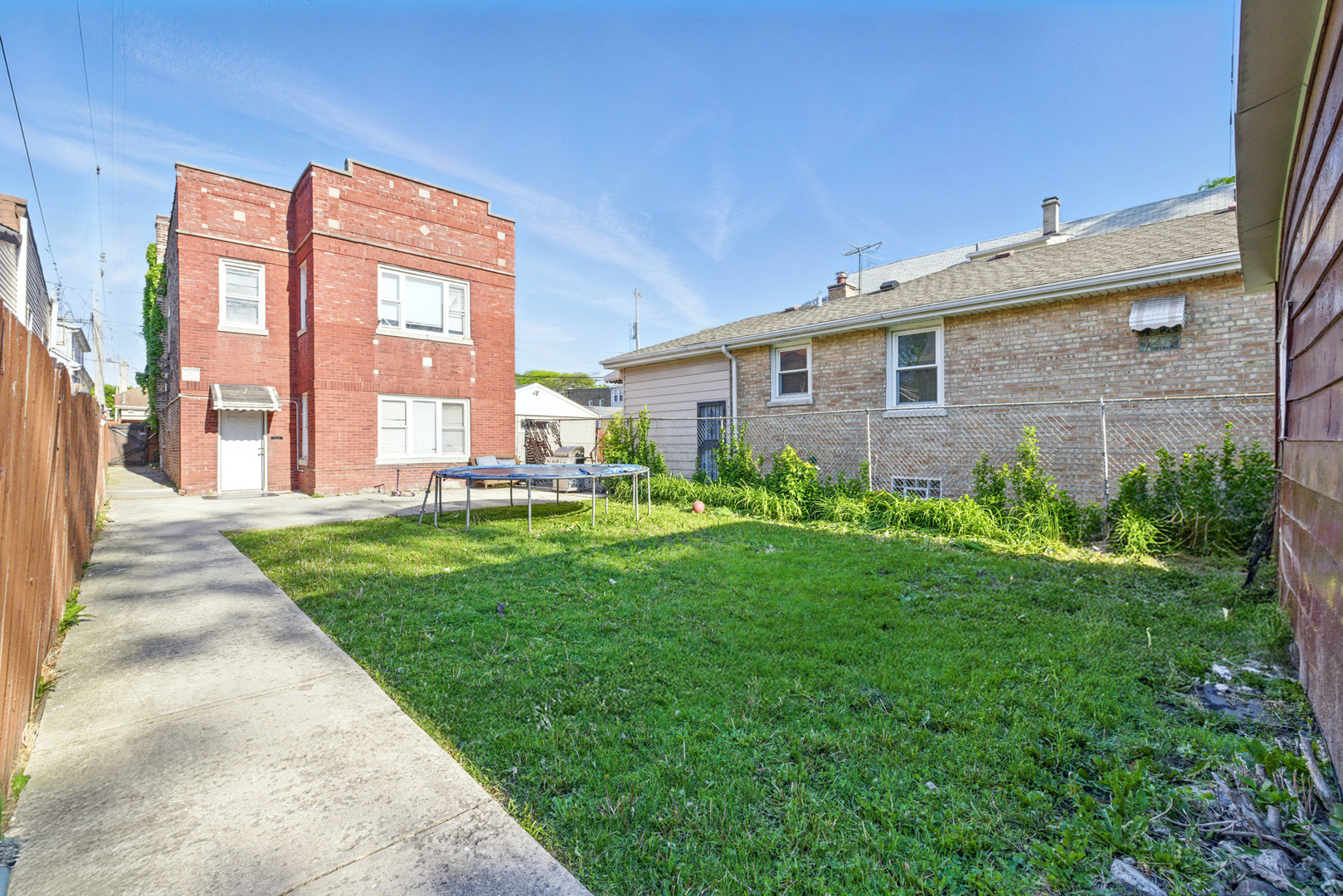 1738 N Latrobe Avenue, Chicago, IL 60639